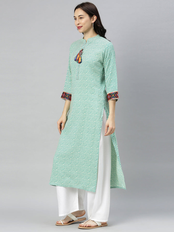 Neerus Green striped printed straight kurta - detail view 2