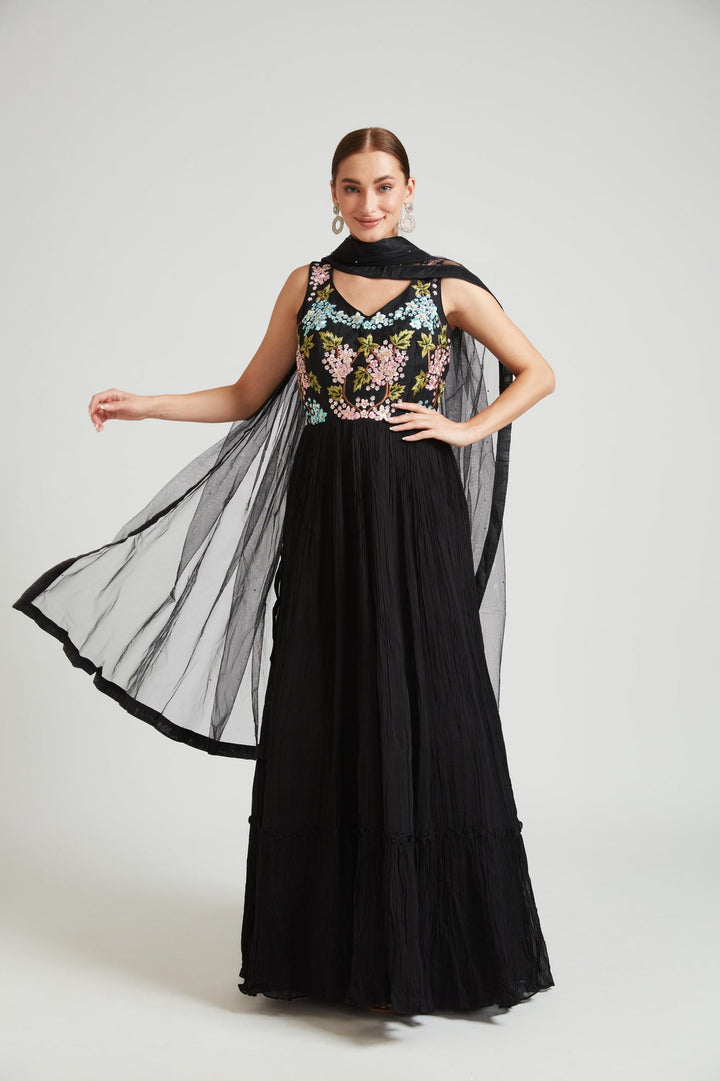 Neerus Black georgette embroidered kurta set - front view
