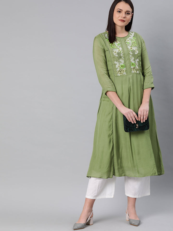 Neerus Green muslin embroidered A-Line kurta - detail view 2