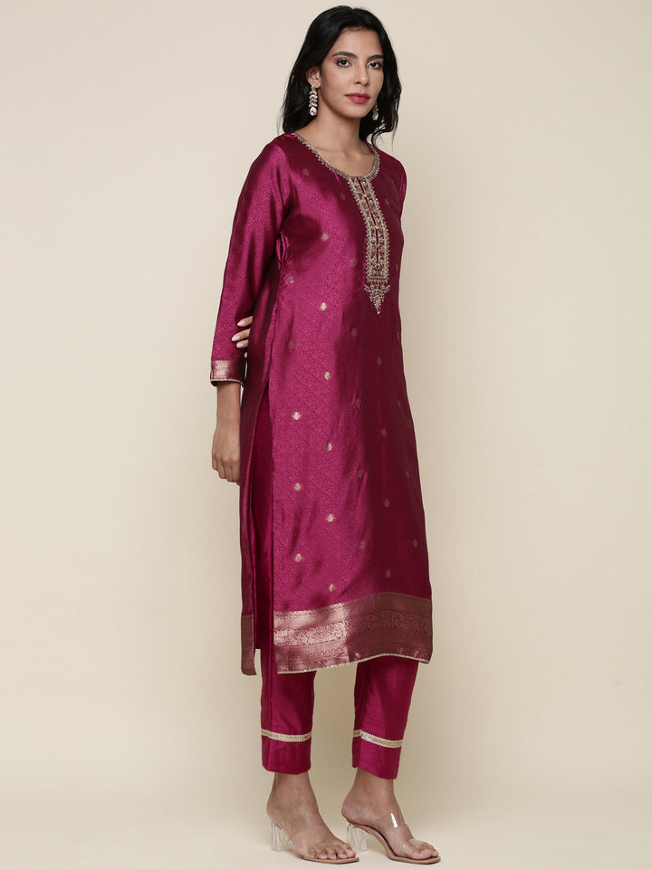 Neerus Pink silk embroidered suit set - side view