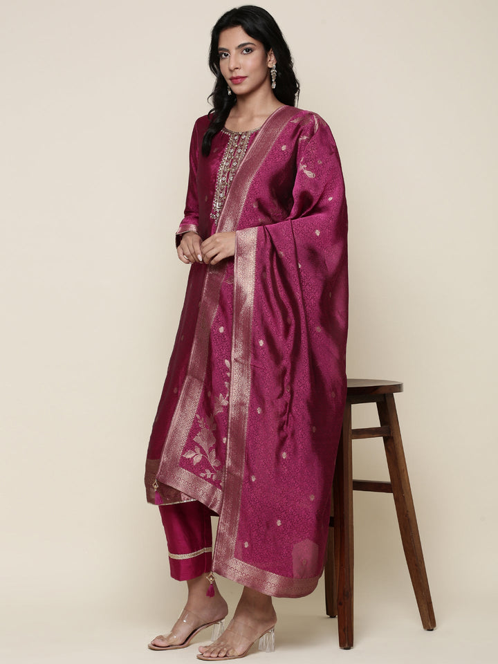 Neerus Pink silk embroidered suit set - front view
