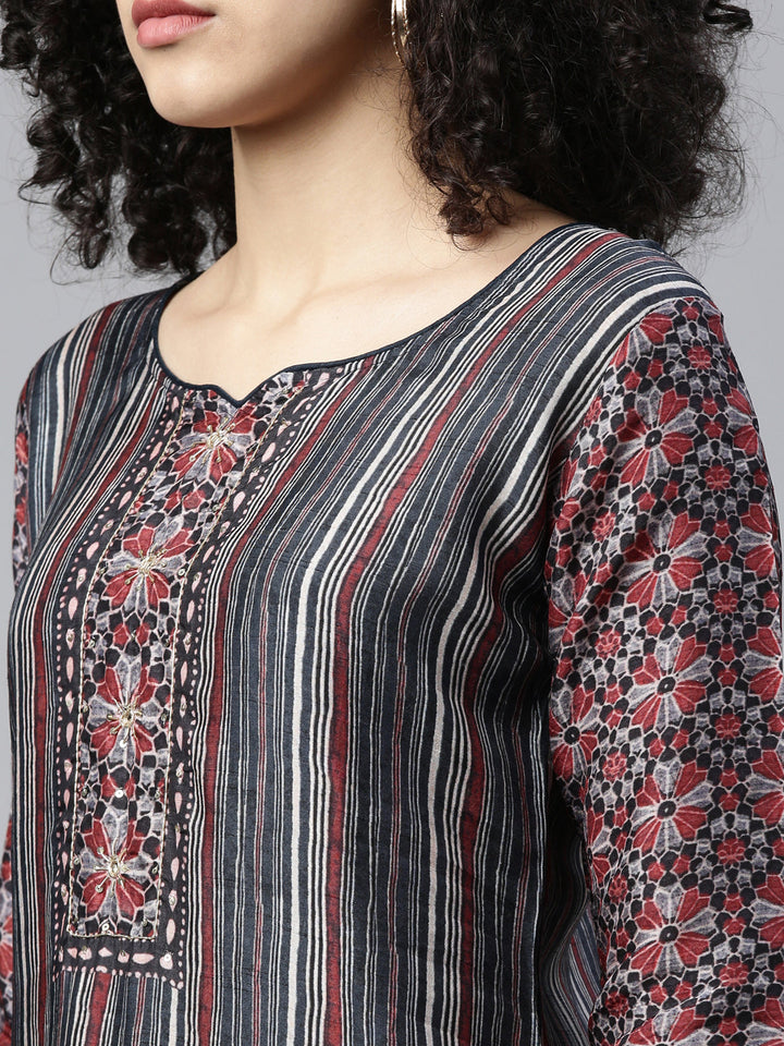 Neerus Grey silk embroidered kurta - side view