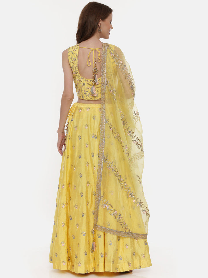 Neerus Yellow silk embellished lehenga set - detail view 3