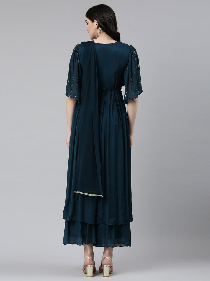 Neerus Green crepe embroidered kurta set with palazzo and dupatta - side view