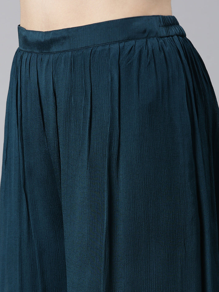 Neerus Green crepe embroidered kurta set with palazzo and dupatta - detail view 3