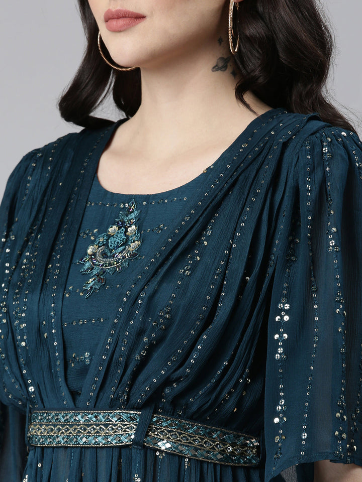 Neerus Green crepe embroidered kurta set with palazzo and dupatta - detail view 1