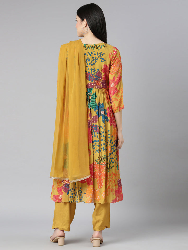 Neerus Yellow floral printed straight kurta set with dupatta - side view