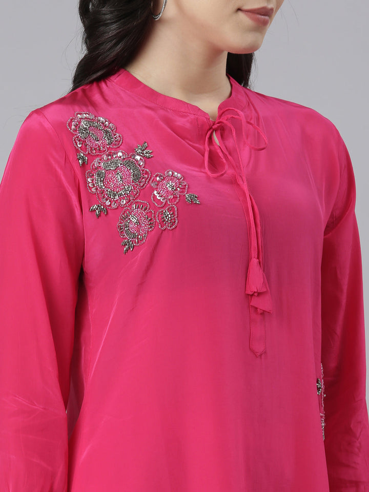 Neerus Pink solid straight kurta set with trouser - detail view 1