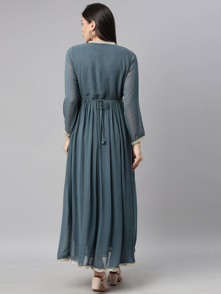 Neerus Grey georgette solid kurta - detail view 2