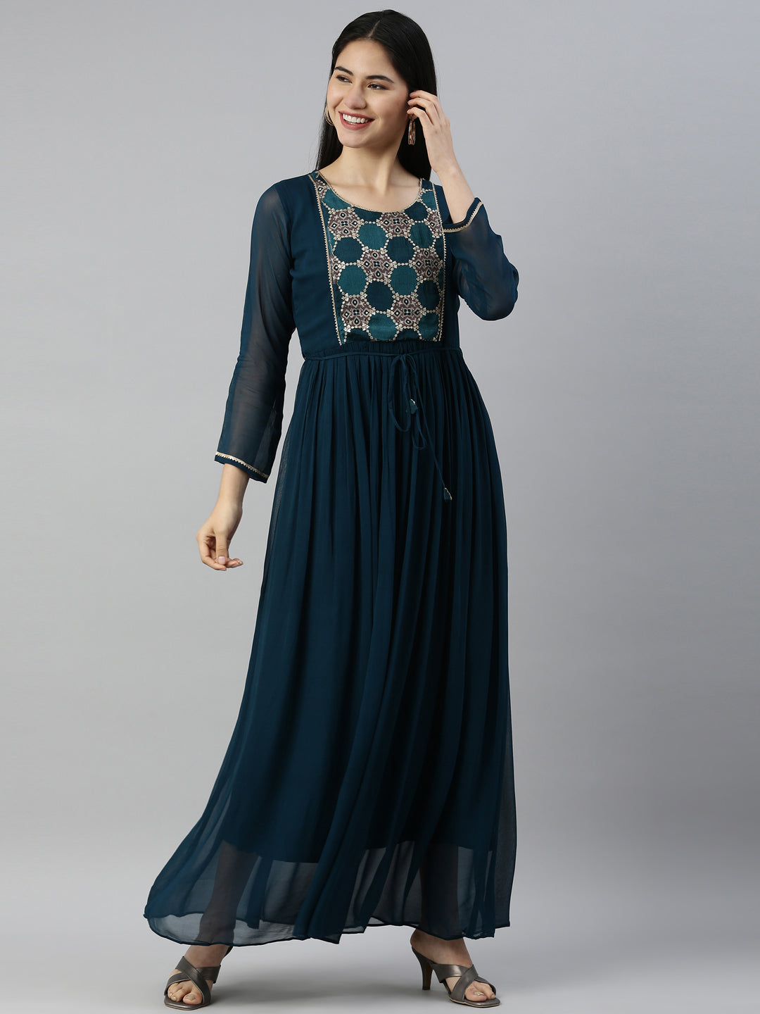 Neerus Green georgette solid kurti - side view
