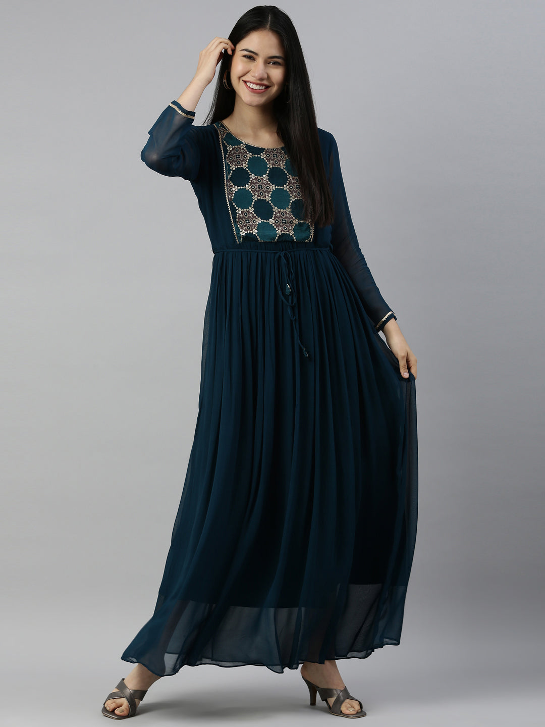 Neerus Green georgette solid kurti - detail view 2