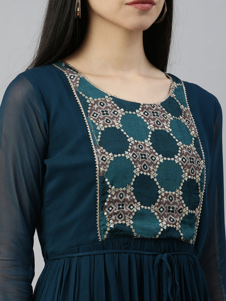 Neerus Green georgette solid kurti - detail view 5