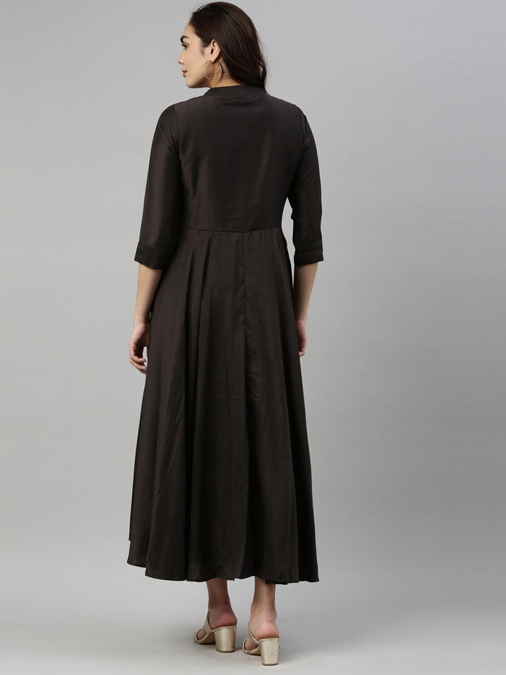 Neerus Black silk kurta for women - detail view 2