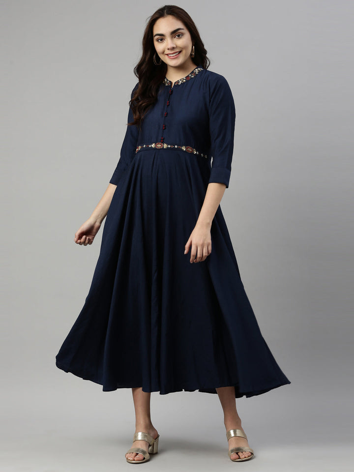 Neerus Blue silk solid kurta - detail view 3