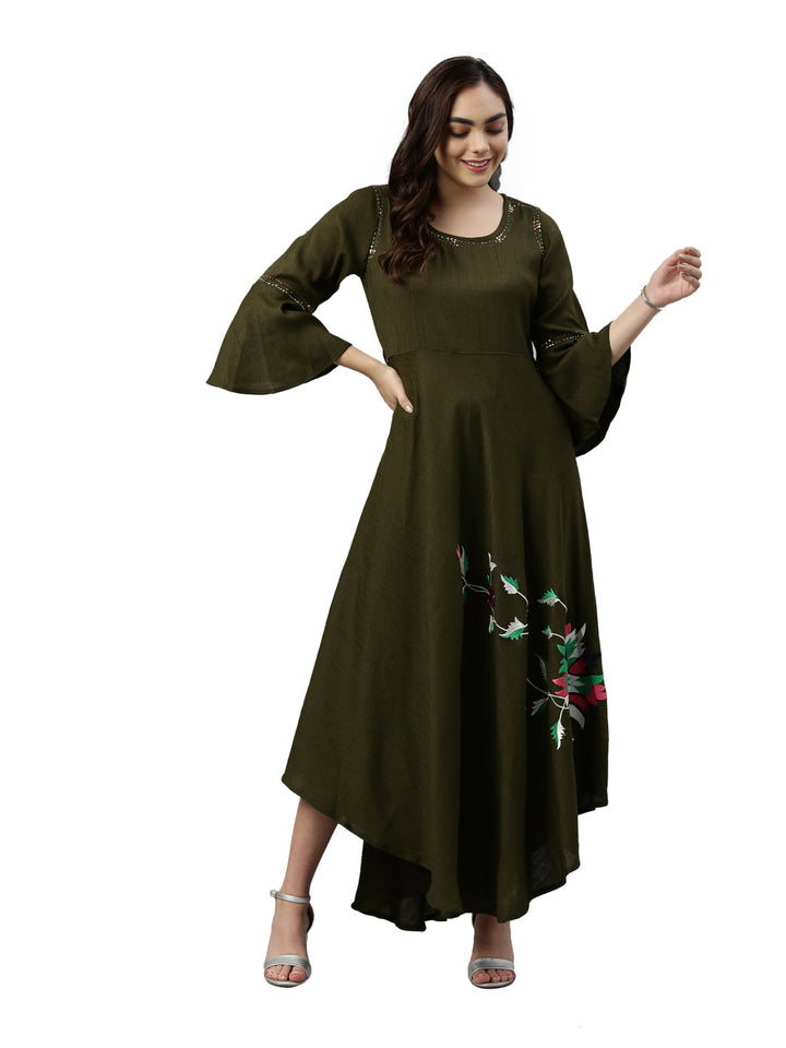 Neerus Green rayon solid kurti - detail view 3
