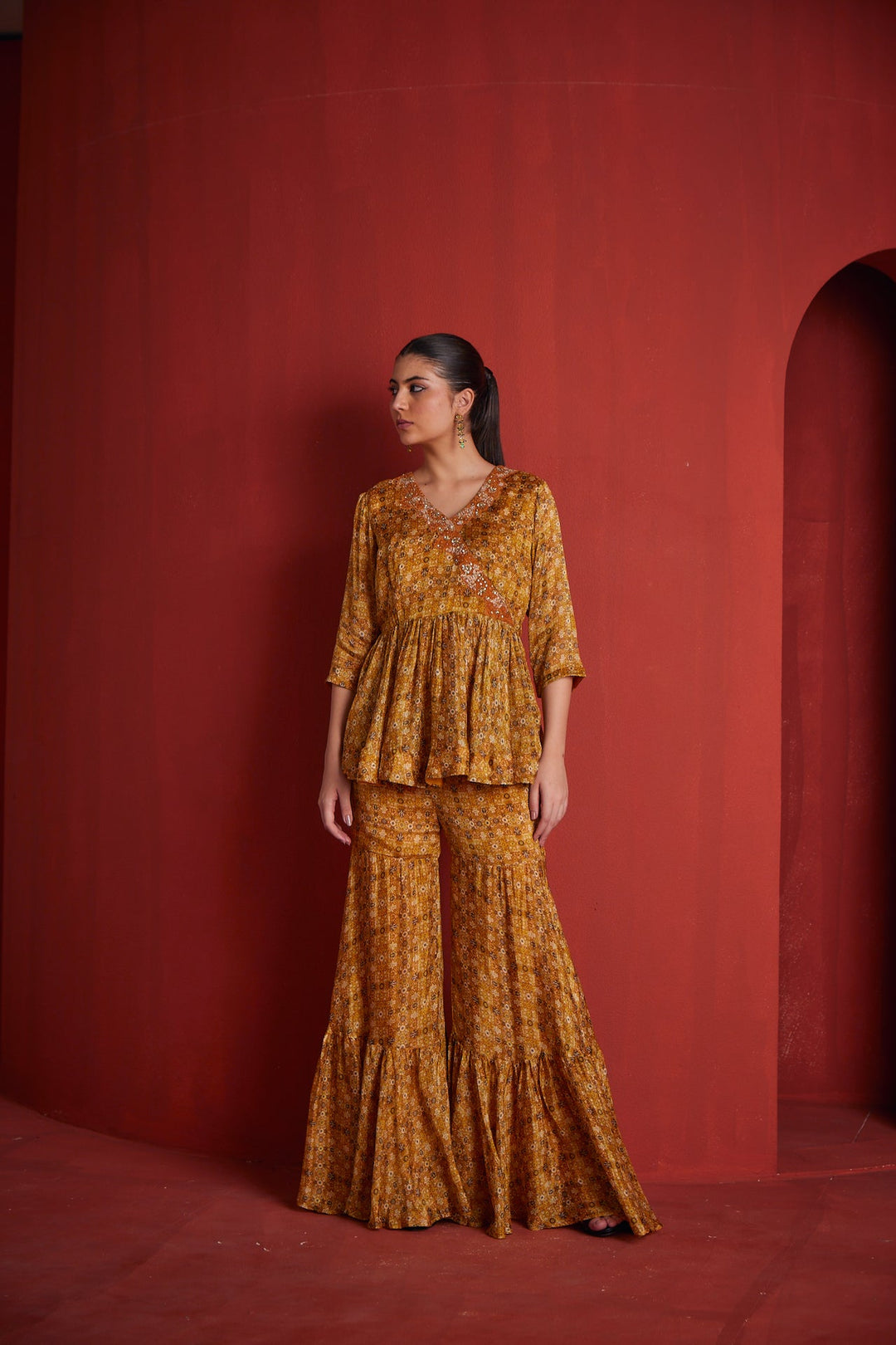 Neerus Yellow crepe printed suit set - detail view 1