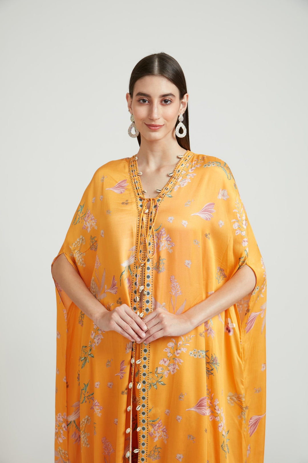 Neerus Yellow silk kurta set - detail view 1