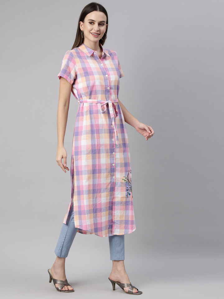 Neerus Pink thread embroidered checked kurta - detail view 4