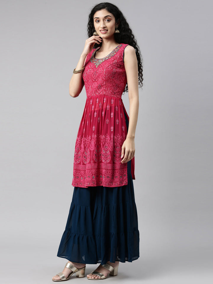 Neerus Pink georgette kurta set - detail view 2