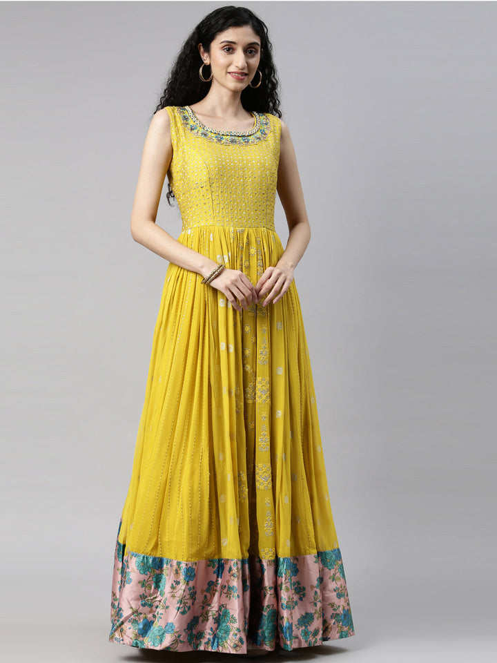 Neerus Yellow Georgette Kurta Set - detail view 7