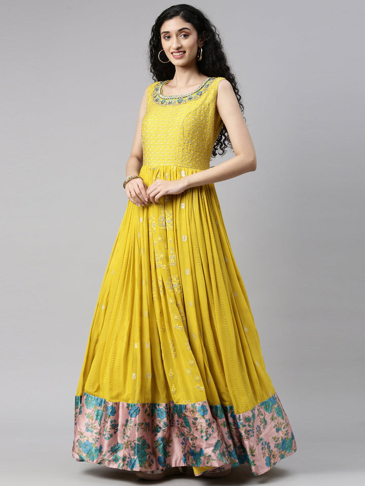 Neerus Yellow Georgette Kurta Set - detail view 3