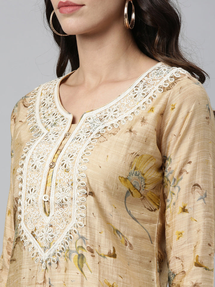 Neerus Beige silk thread embroidered kurta - side view