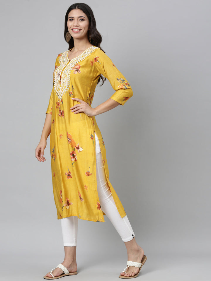 Neerus Yellow silk thread embroidered kurta - detail view 3