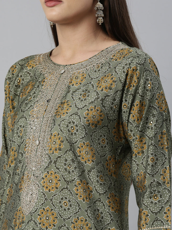 Neerus Green jute cotton printed kurta set - detail view 5