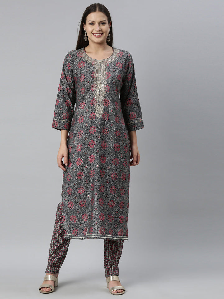 Neerus Grey muslin straight kurta set - front view