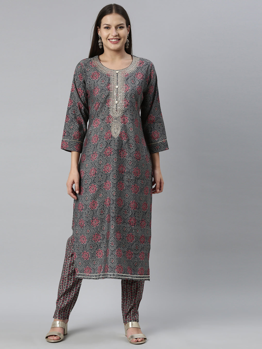 Neerus Grey muslin straight kurta set - detail view 7