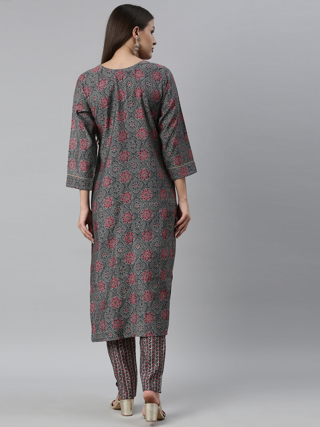 Neerus Grey muslin straight kurta set - detail view 2
