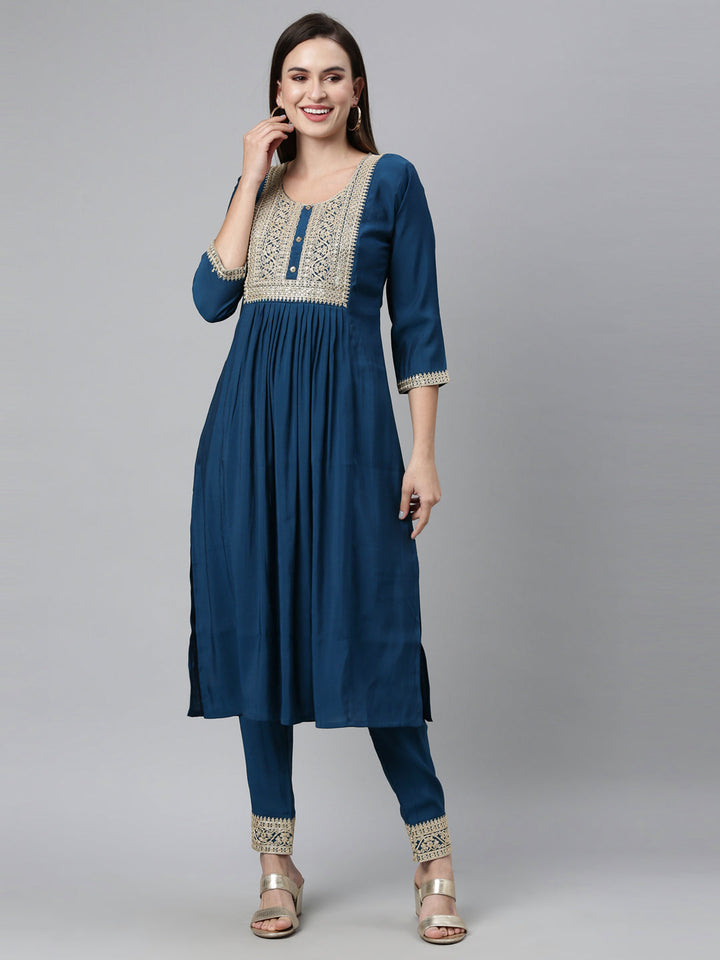 Neerus Blue shantoon embroidered kurta set - detail view 6