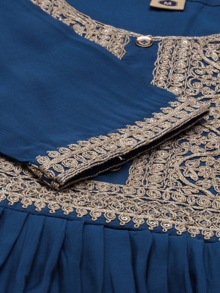 Neerus Blue shantoon embroidered kurta set - detail view 5