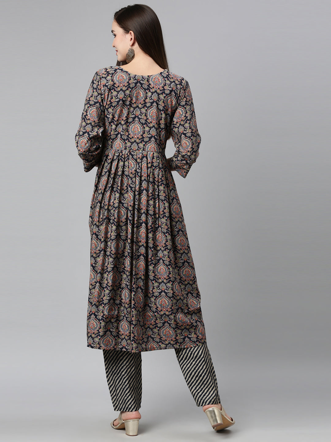 Neerus Blue shantoon printed kurta set - back view