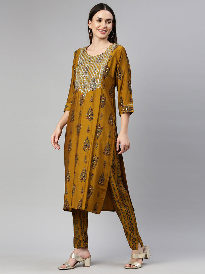 Neerus Gold modal printed kurta set - detail view 1