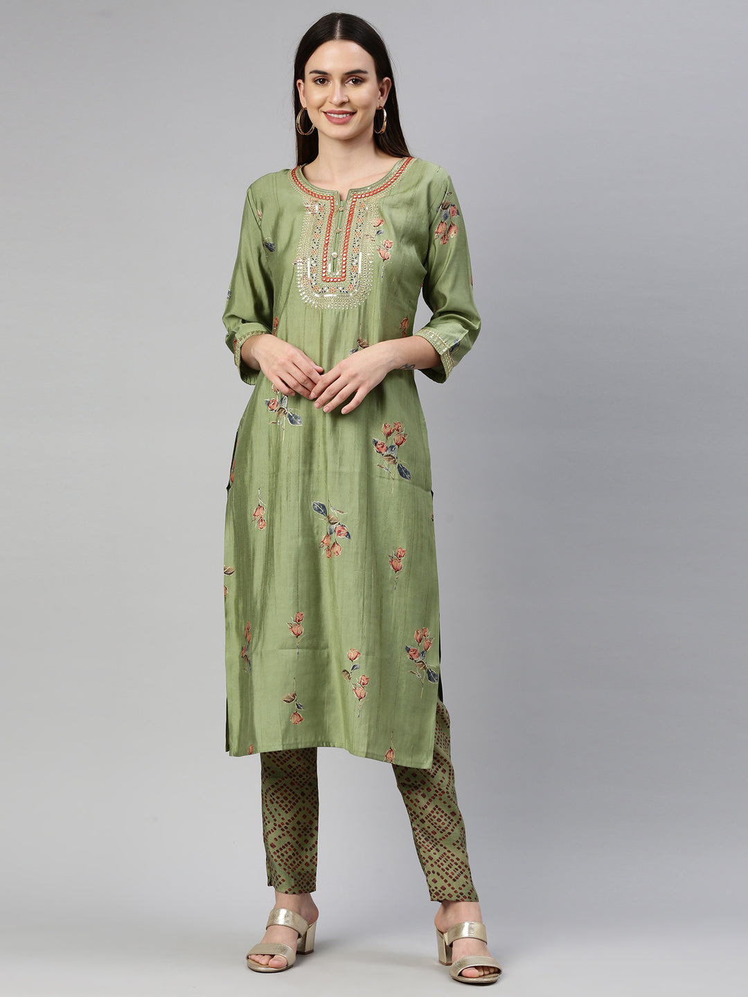 Neerus Green satin solid kurta set - detail view 7