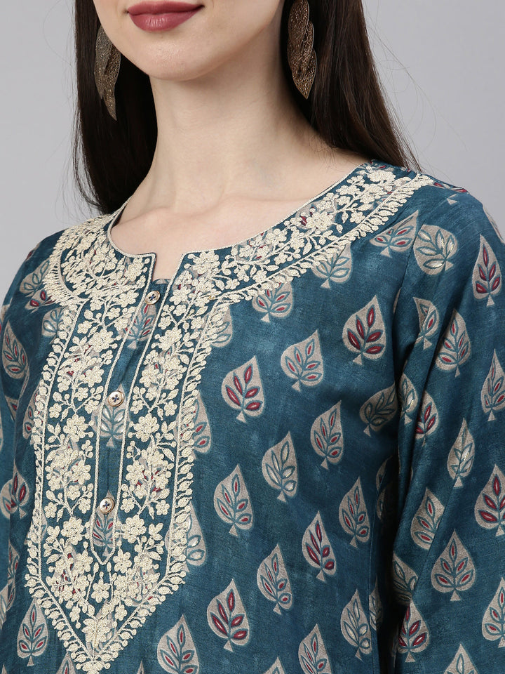 Neerus Blue silk printed kurta set with trousers - detail view 5