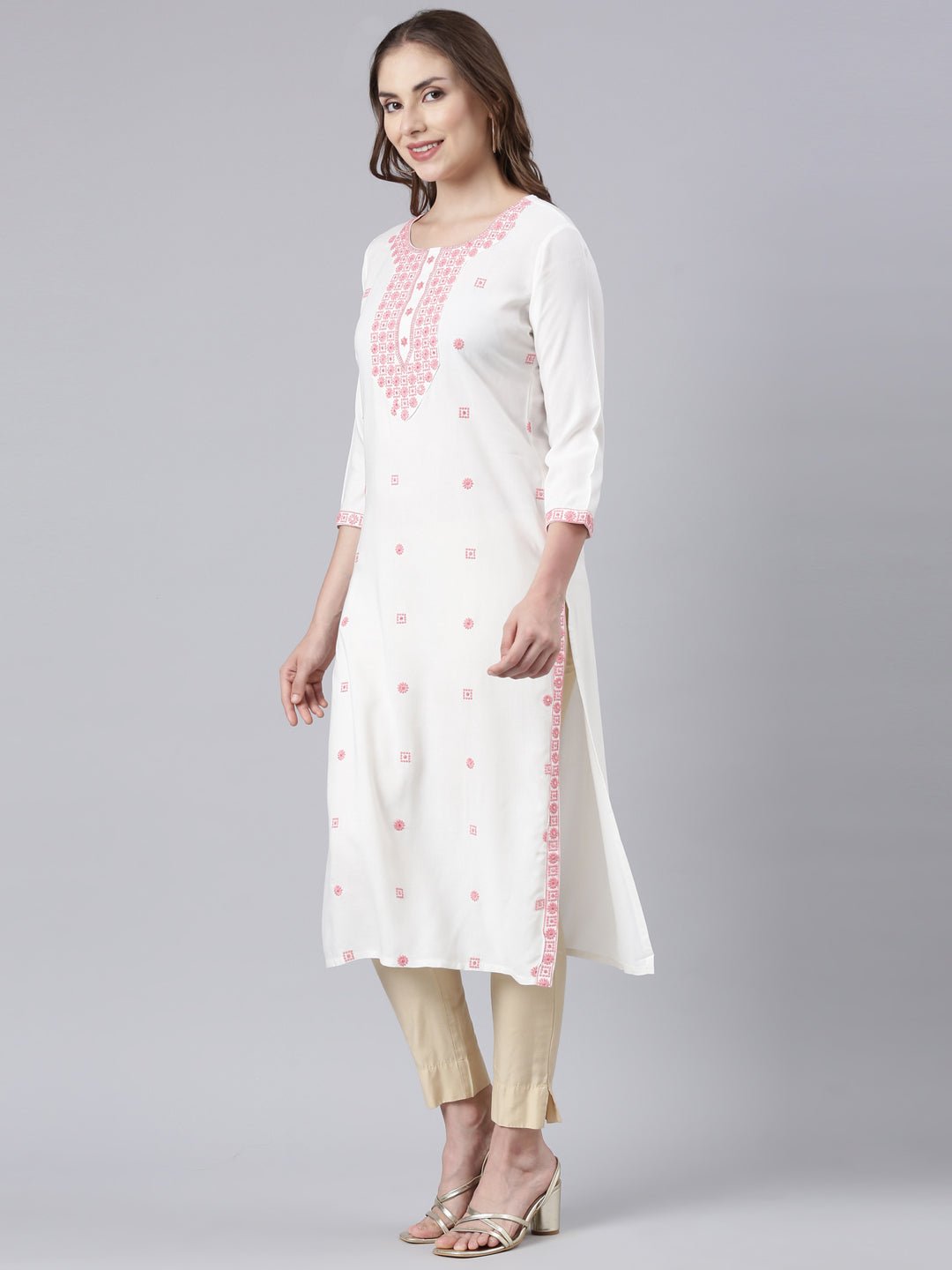 Neerus Pink rayon printed floral kurta - back view