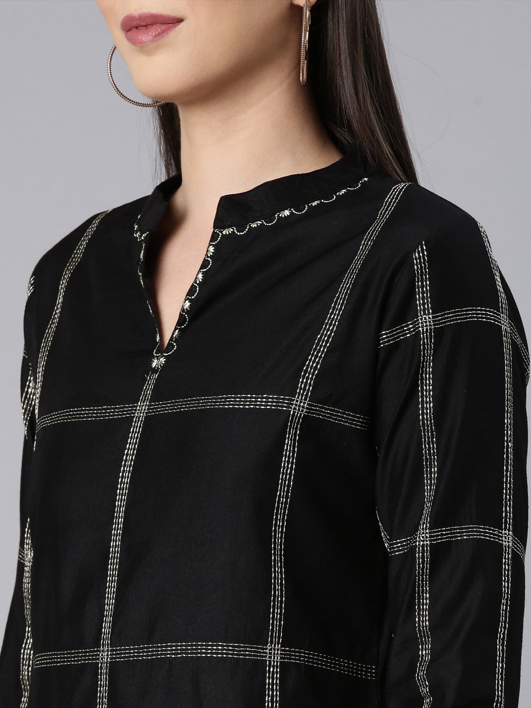 Neerus Black cotton solid straight kurta - detail view 2