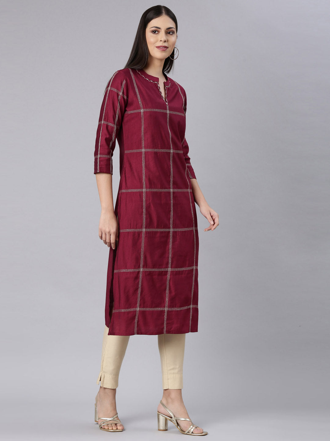 Neerus Maroon cotton solid straight kurti - side view