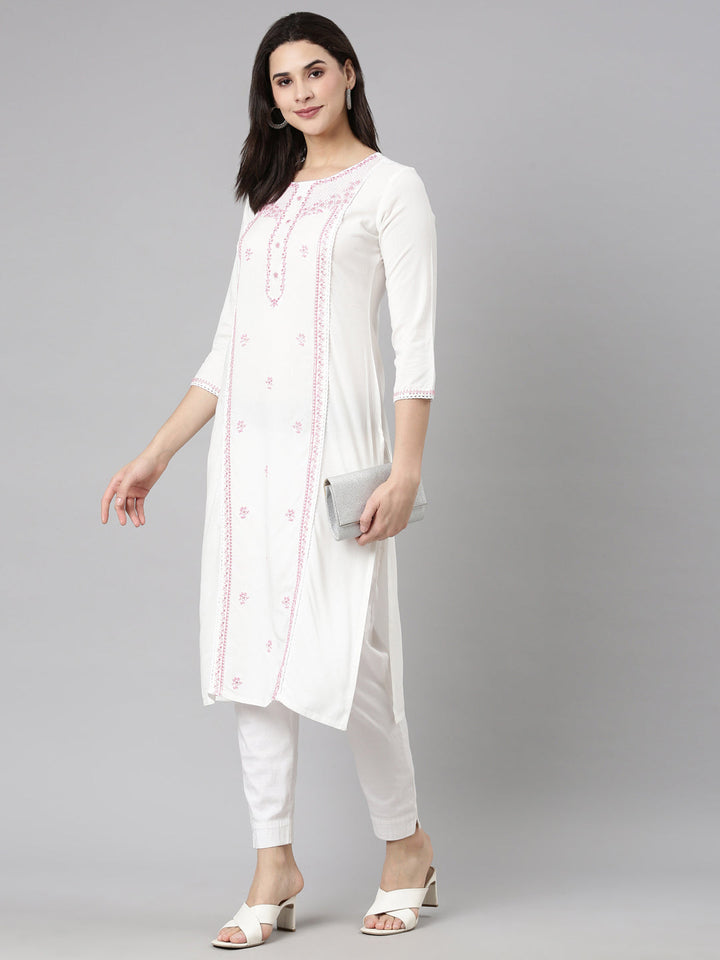 Neerus Pink viscose rayon printed floral straight kurti - detail view 2
