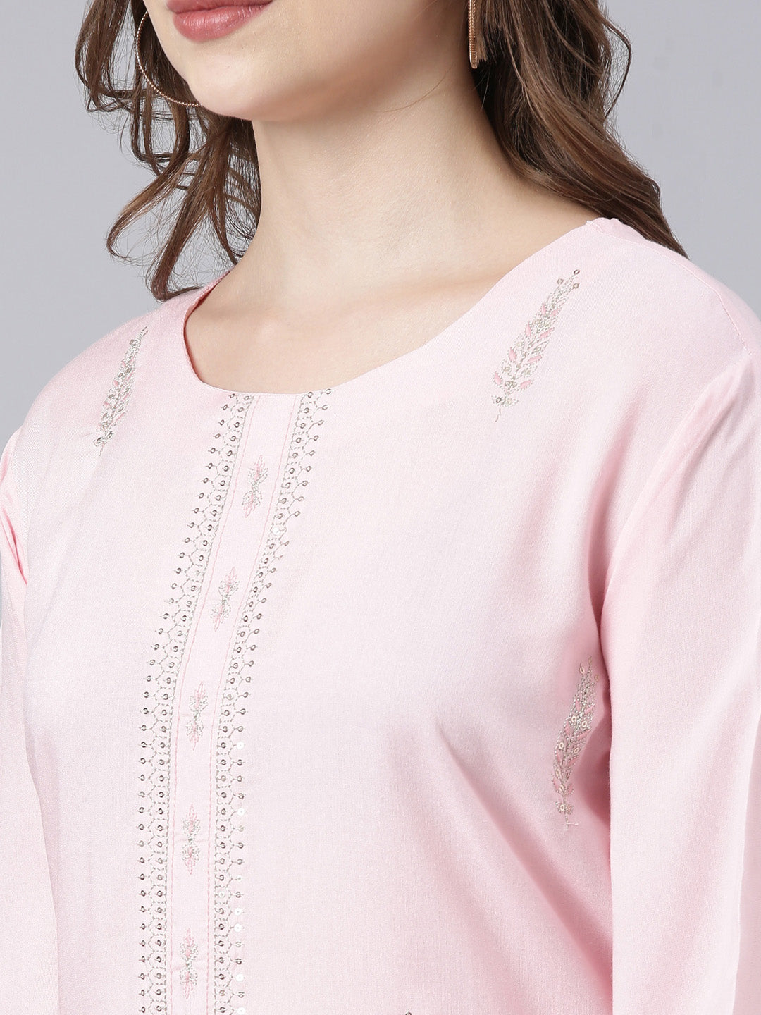 Neerus Pink printed floral straight kurta - detail view 2