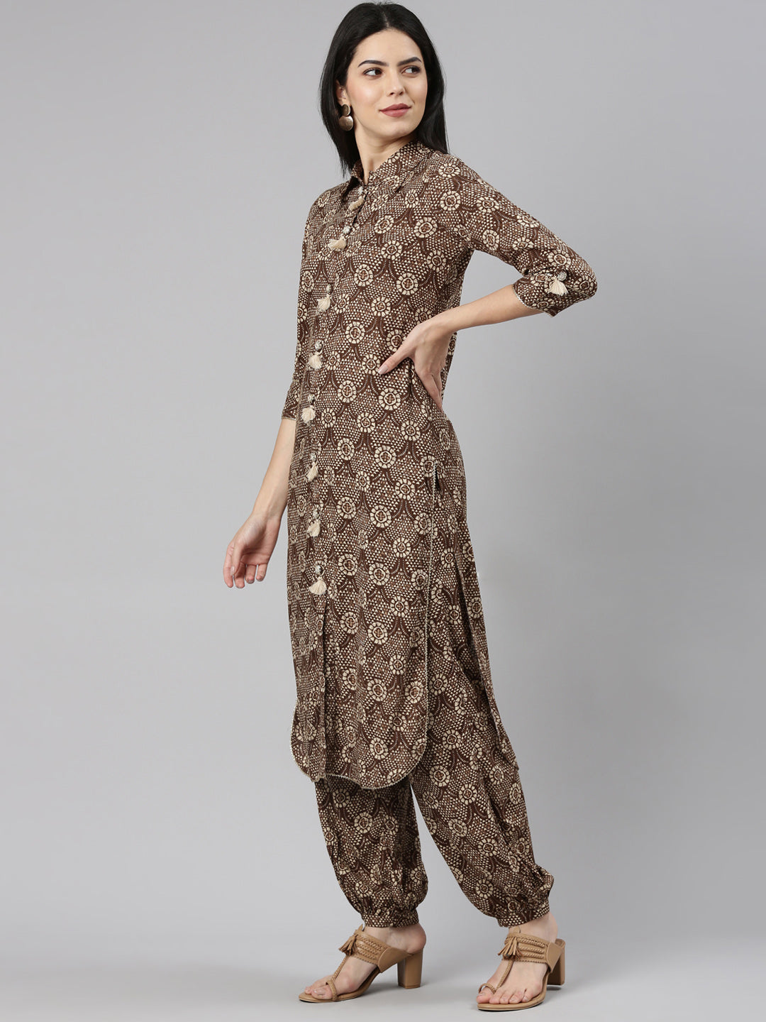 Neerus Brown rayon printed kurta set - back view