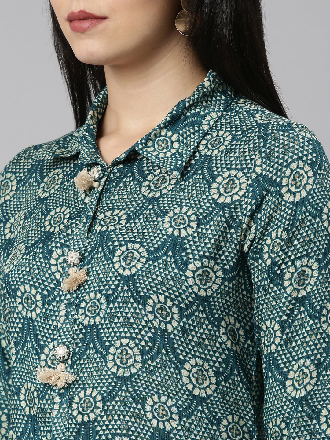 Neerus Green rayon printed kurta set - detail view 1