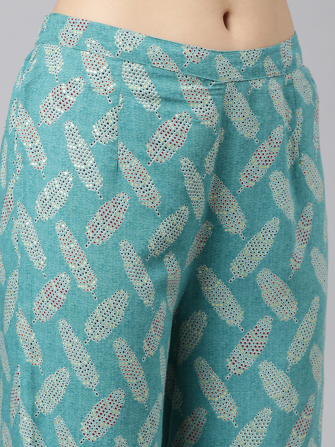 Neerus Green rayon printed kurti set - detail view 3