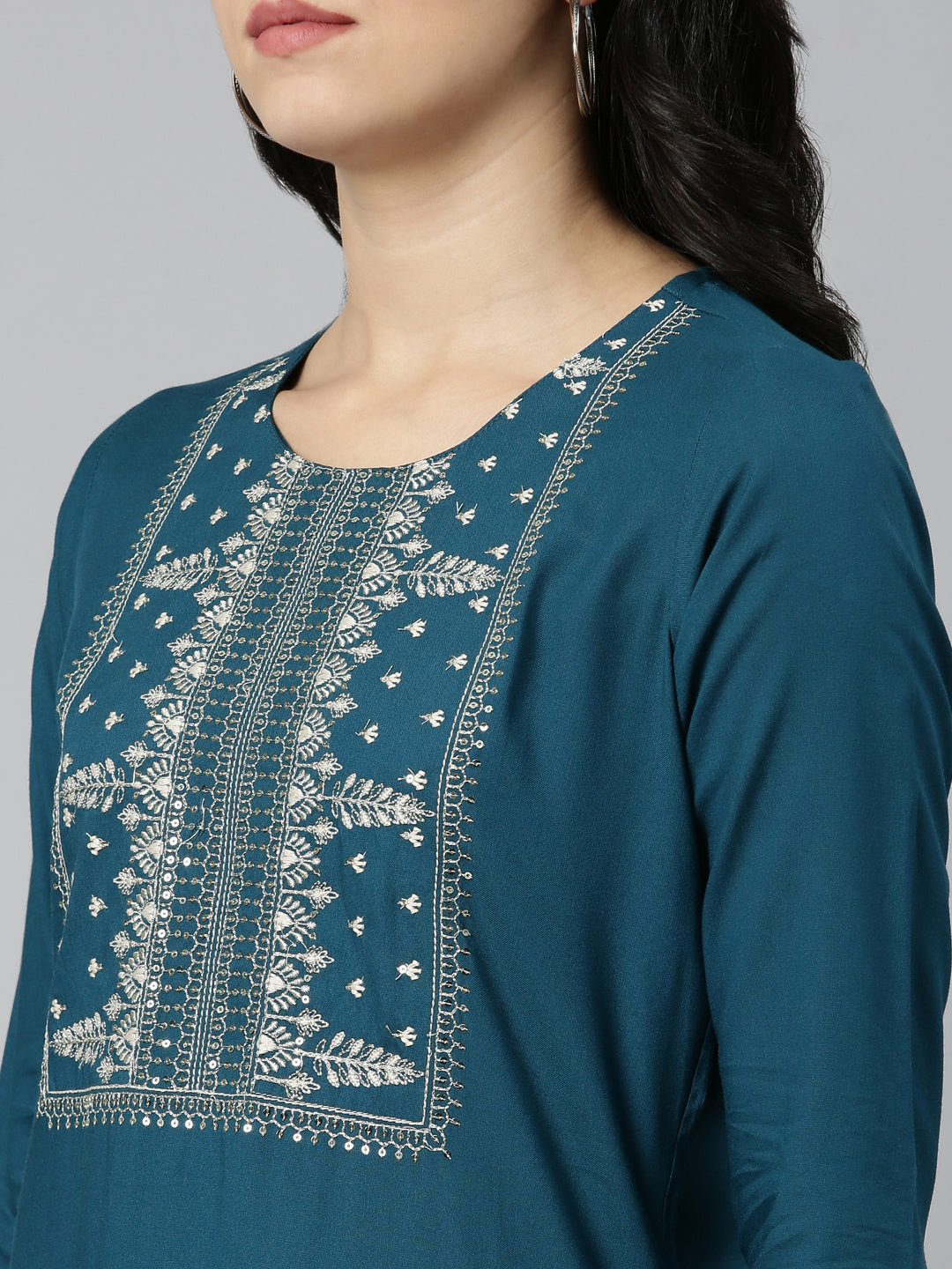 Neerus Green rayon solid straight kurti - detail view 1