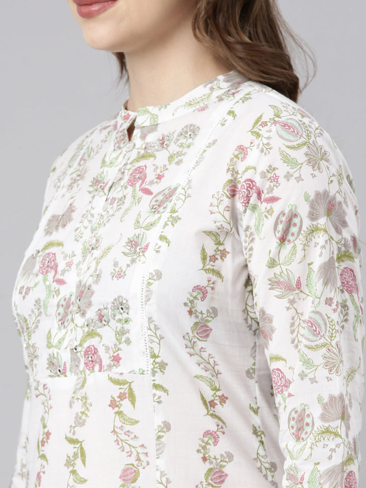Neerus Grey printed floral straight kurti - detail view 2