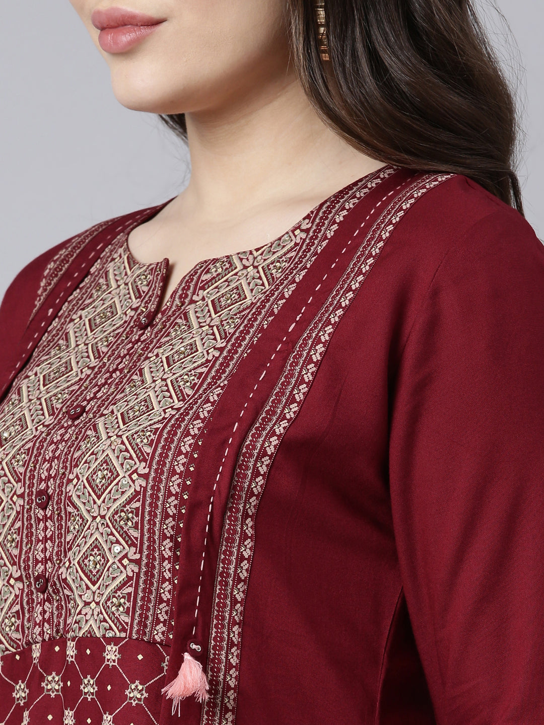 Neerus Maroon Rayon Woven Straight Kurti - detail view 1