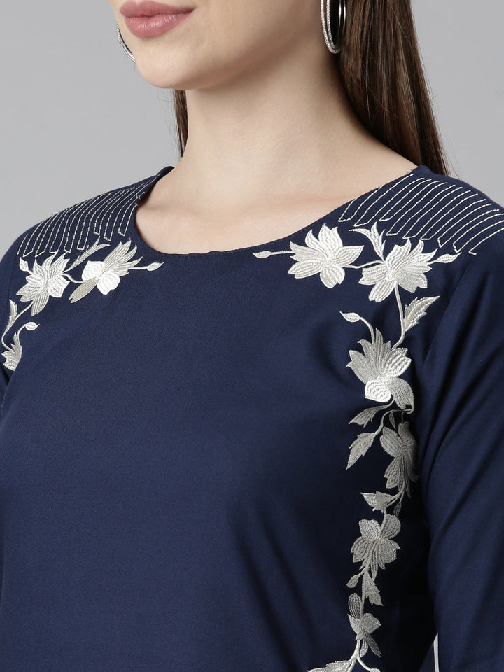 Neerus Blue floral printed straight kurti - detail view 1
