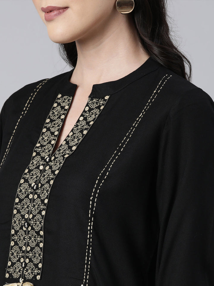 Neerus Black solid straight kurta set with trouser - detail view 1